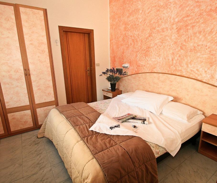 Residence Brown Rimini Phòng bức ảnh